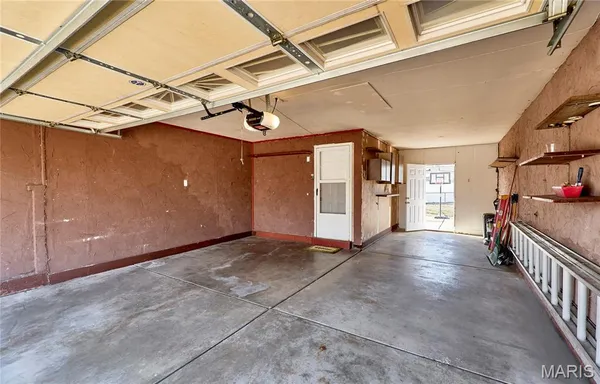 $1,900 | 4 Sharon Court, Florissant, MO 63031