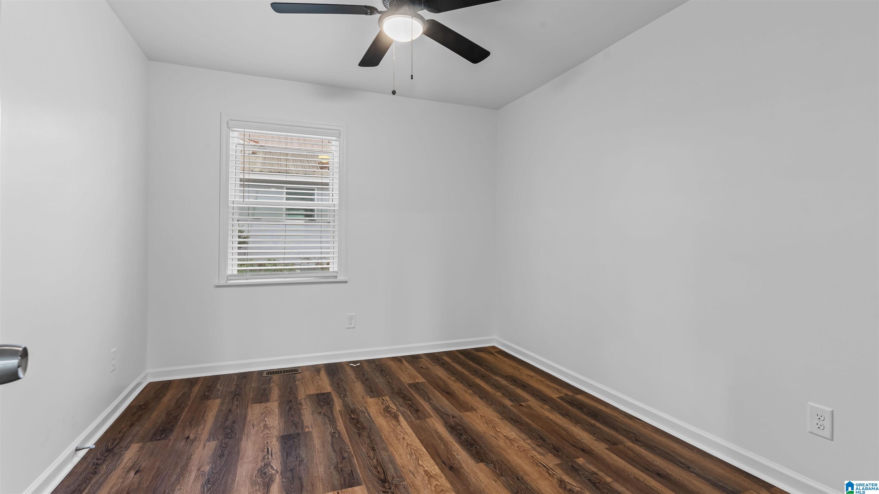 111 Holly Street Bessemer, AL 35023 - Photo 9 of 29