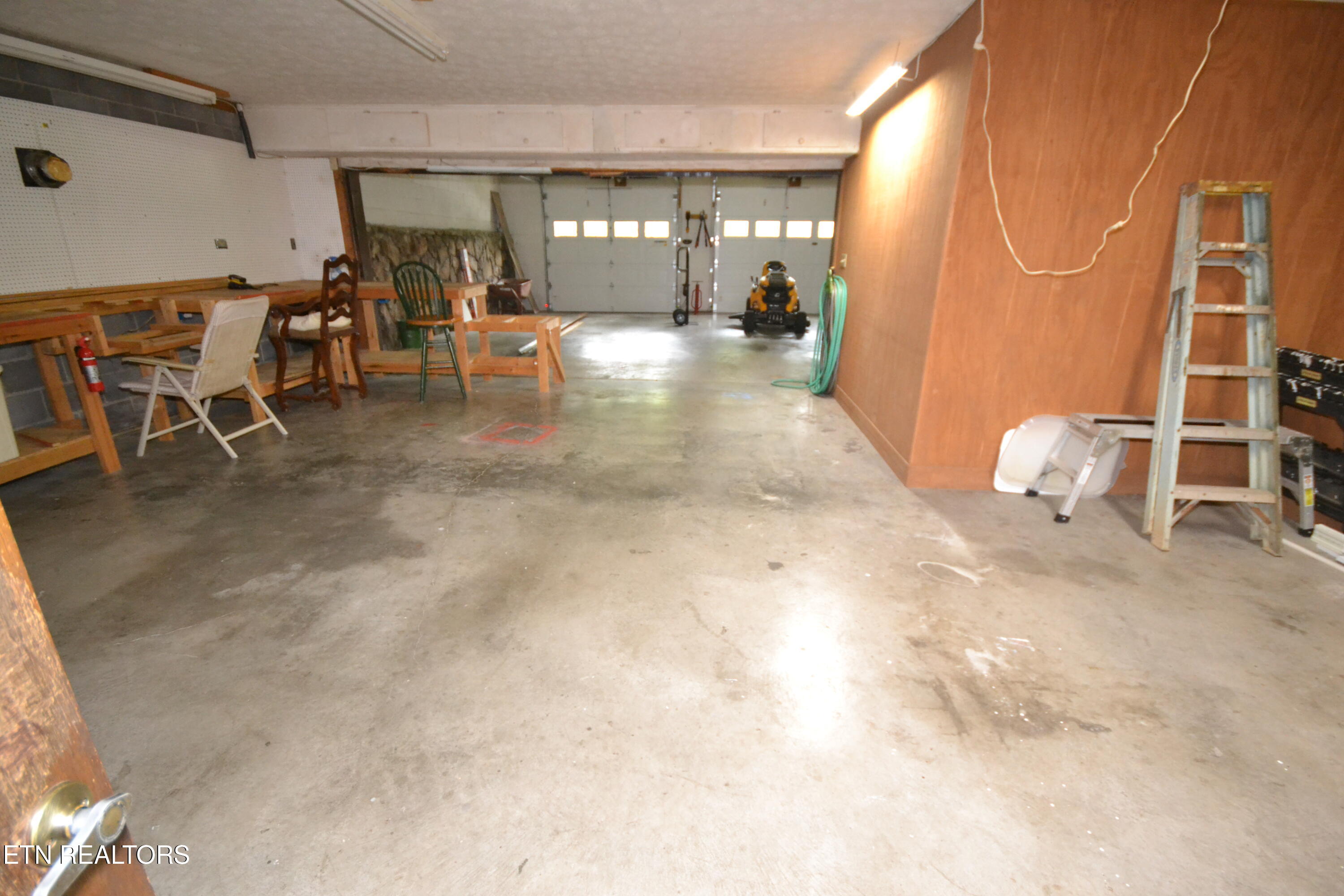 6703 Cate Road Powell, TN 37849 - Photo 21 of 23 Workshop / Garage