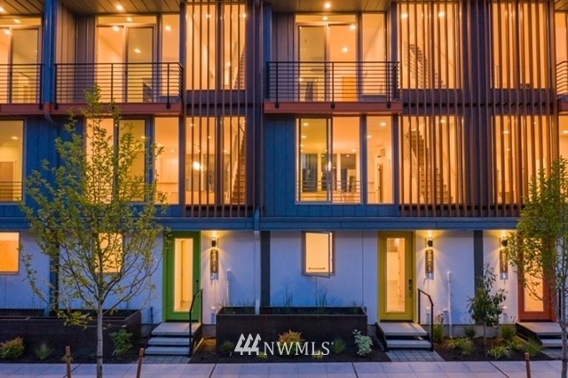 1815 South State Street Seattle, WA 98144 - Photo 3 of 25