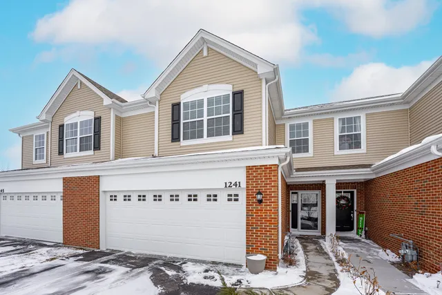 $310,000 | 1241 Draper Road, McHenry, IL 60050