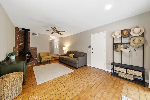$6,000 | 1622 Vía Alegre, San Dimas, CA 91773