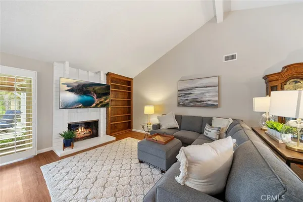 $6,000 | 1622 Vía Alegre, San Dimas, CA 91773