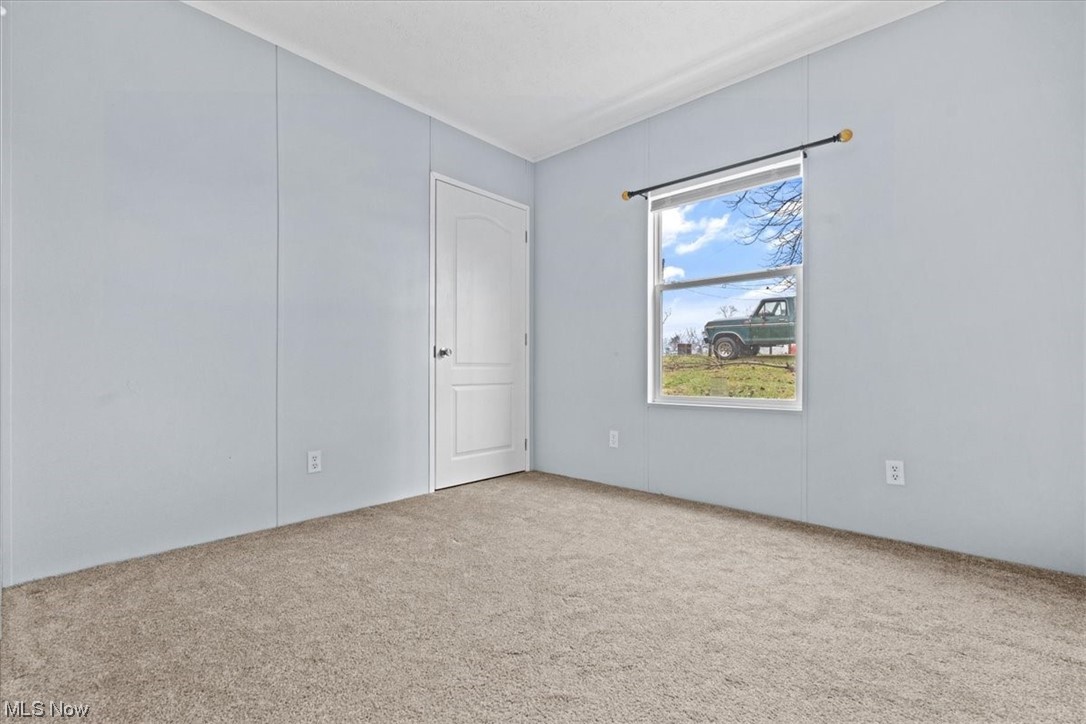 68656 Highway 124 Reedsville, OH 45772 - Photo 19 of 29 View of carpeted spare room