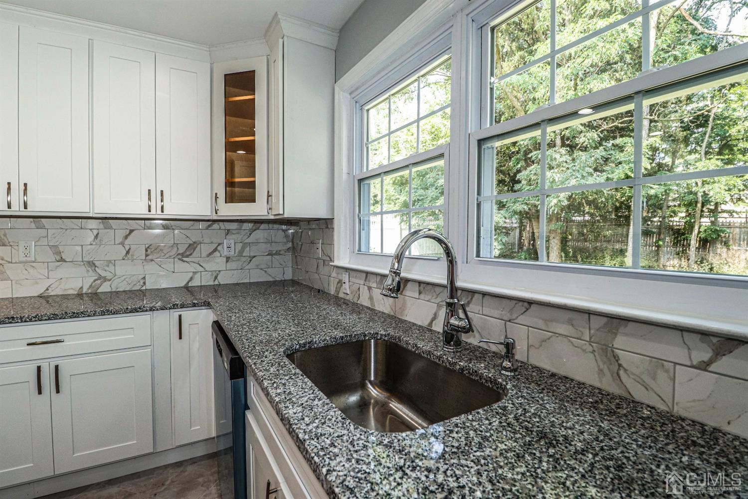 22 La Valencia Road Old Bridge, NJ 08857 - Photo 3 of 27 Gallery Image 3