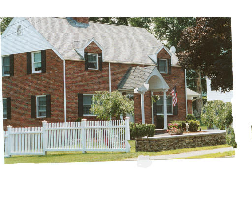 346 Albion Street Wakefield, MA 01880 - Photo 2 of 12