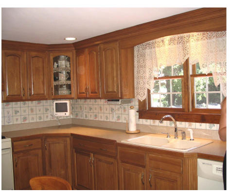 346 Albion Street Wakefield, MA 01880 - Photo 7 of 12
