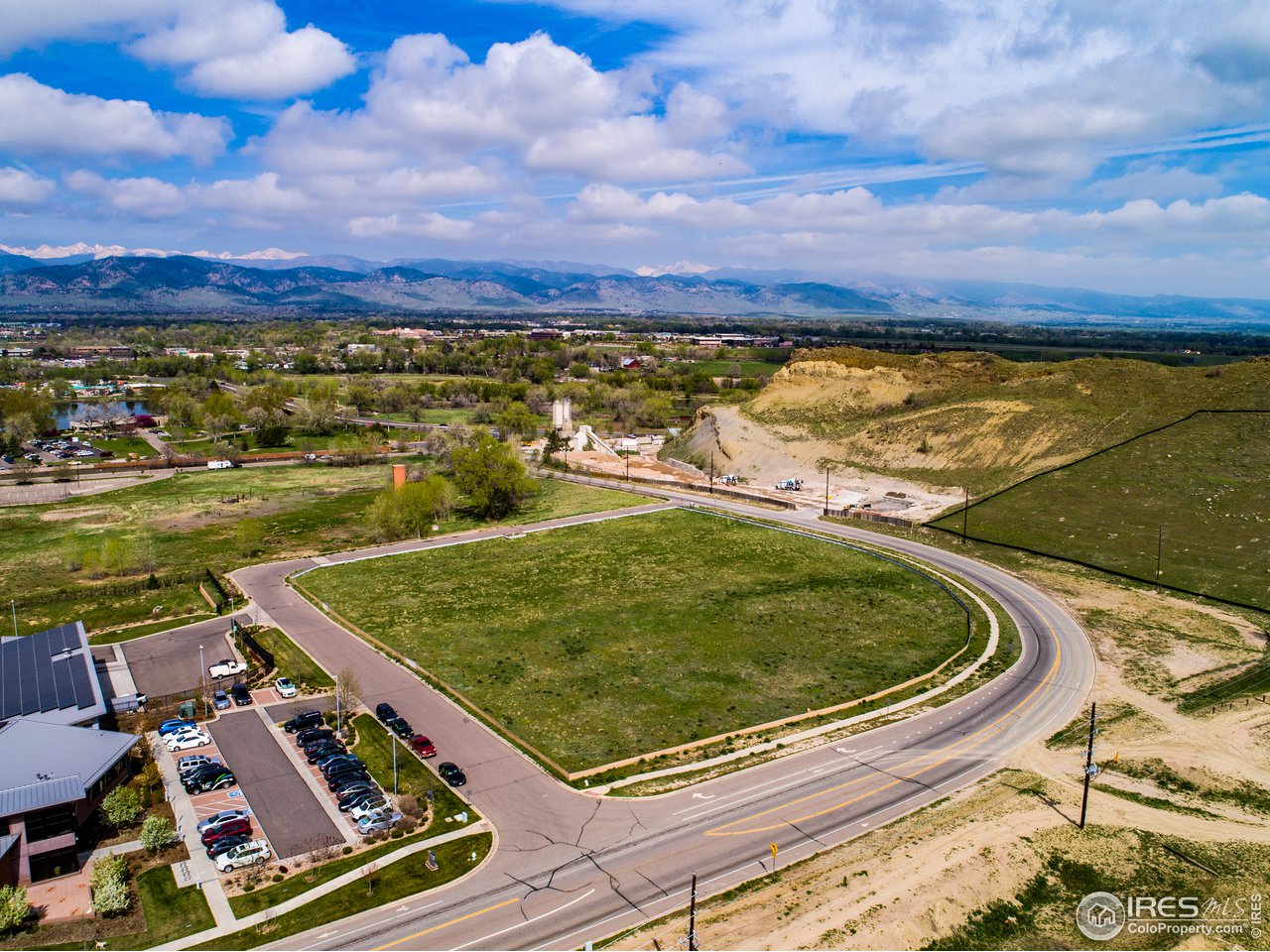 6032 Butte Mill Road Boulder, CO 80301 - Photo 2 of 14 a view of a swimming pool with an ocean view