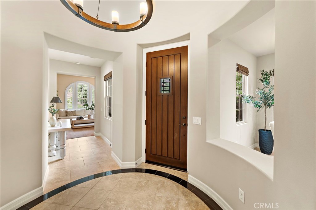 21 Corte Lomas Verdes San Clemente, CA 92673 - Photo 6 of 55