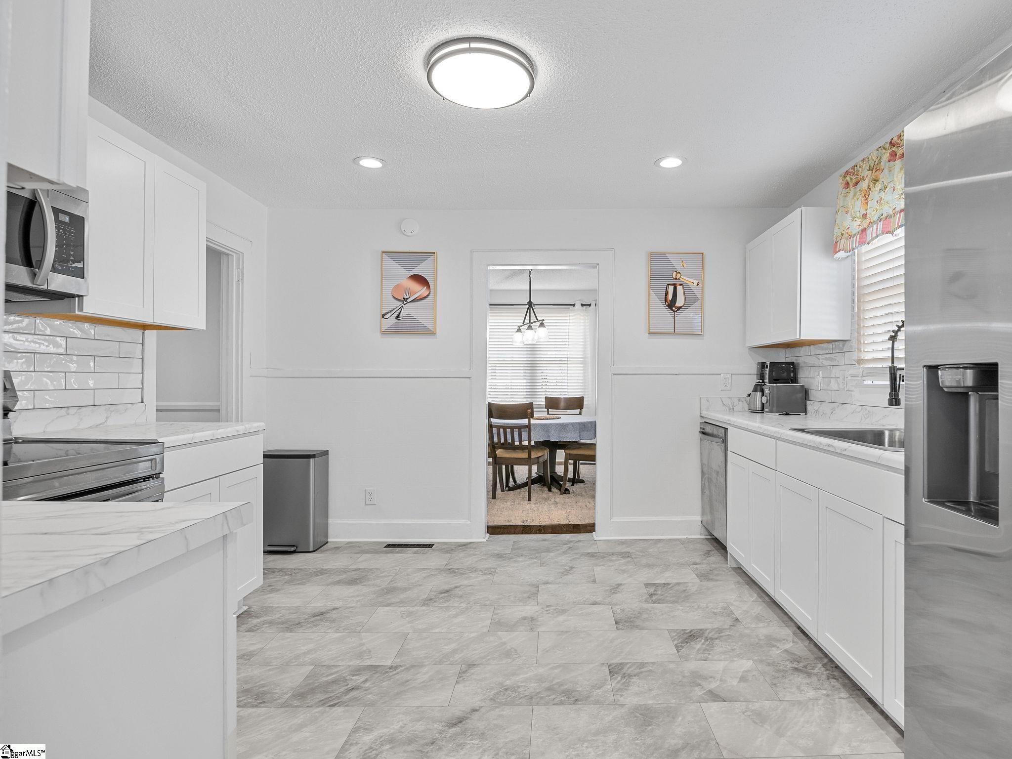 129 Spring Street Reidville, SC 29388 - Photo 4 of 26