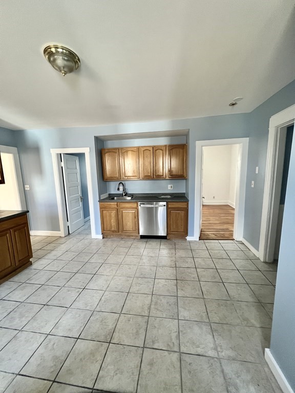 2 Esther Street, Unit 2 Worcester, MA 01607 - Photo 10 of 12 Gallery Image 10