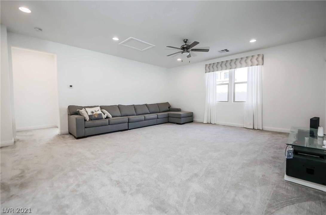 10007 Rams Leap Avenue Las Vegas, NV 89166 - Photo 12 of 37