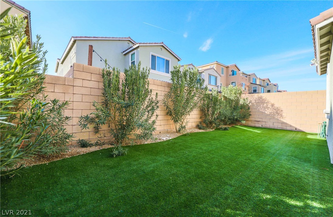 10007 Rams Leap Avenue Las Vegas, NV 89166 - Photo 32 of 37