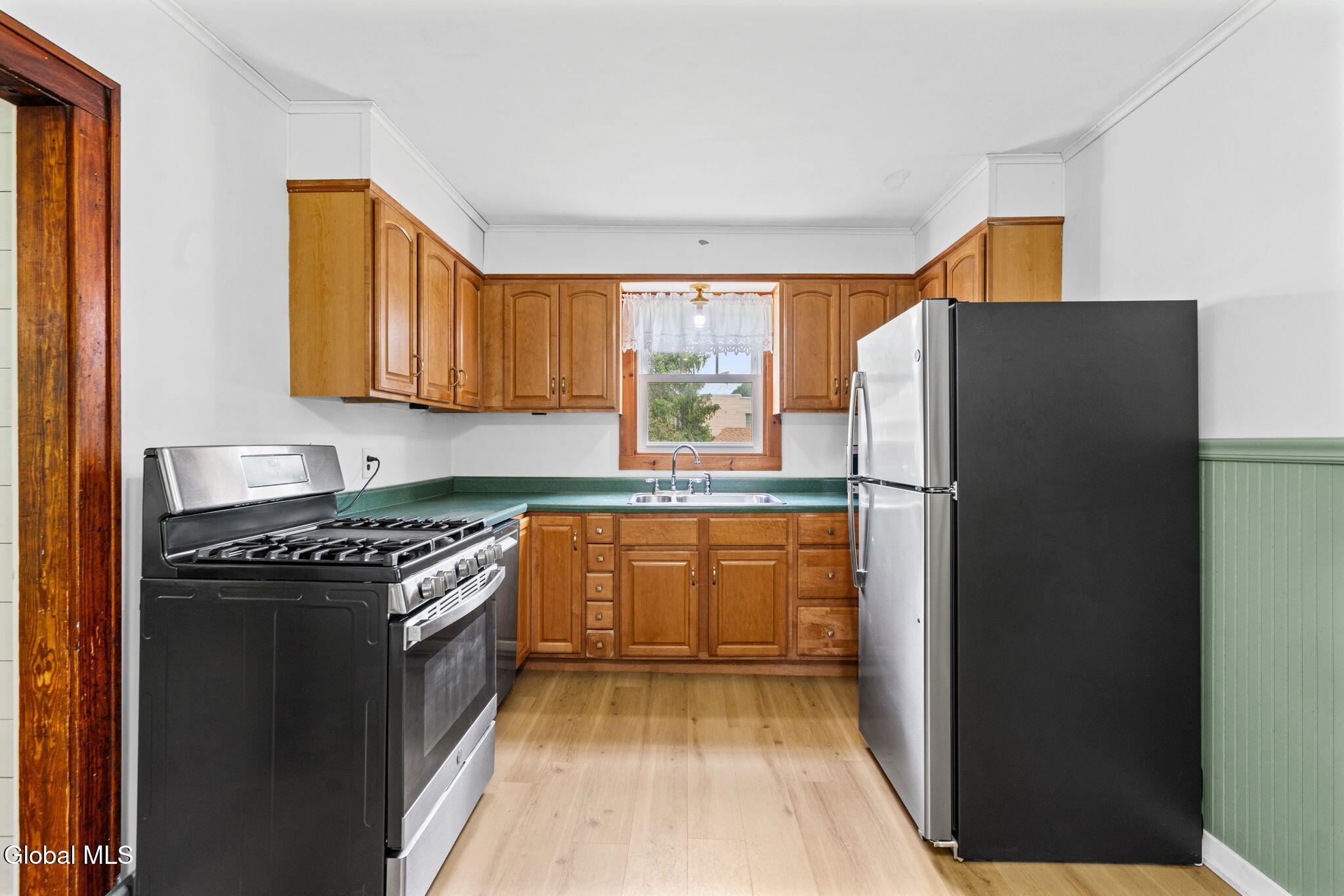 36 New Turnpike Road Troy, NY 12182 - Photo 5 of 20 Kitchen