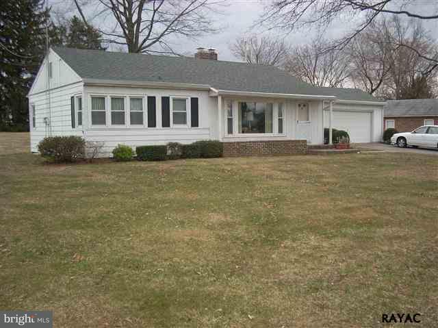 2320 Breezewood Road York, PA 17408 - Photo 2 of 24 Gallery Image 2