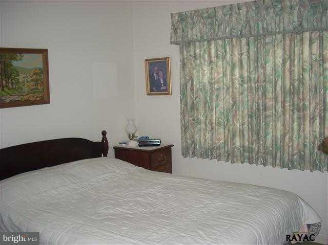 2320 Breezewood Road York, PA 17408 - Photo 15 of 24 Gallery Image 15