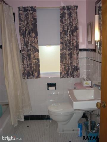 2320 Breezewood Road York, PA 17408 - Photo 18 of 24 Gallery Image 18