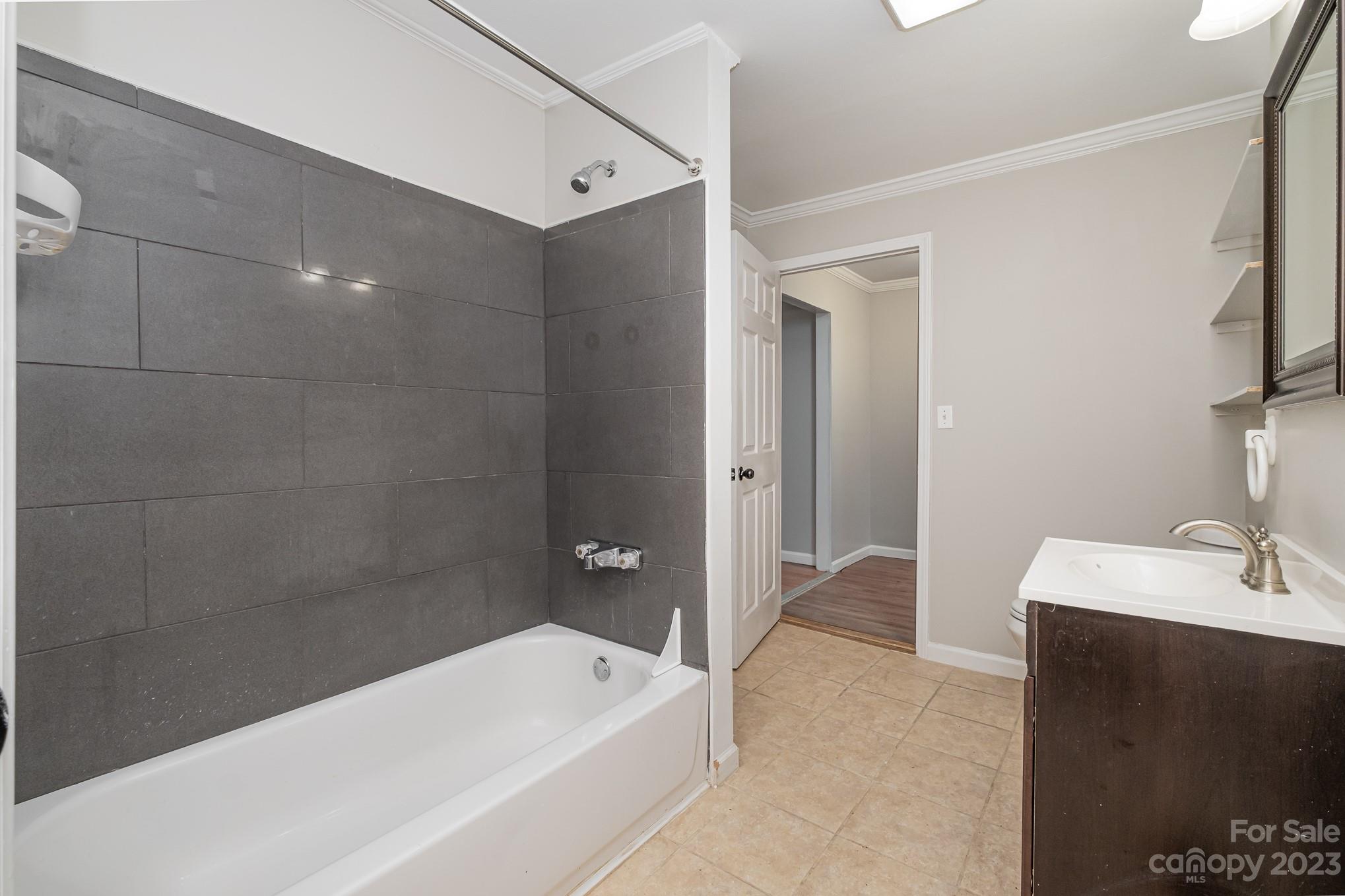 412 Queens Road Gastonia, NC 28052 - Photo 21 of 29 Gallery Image 21
