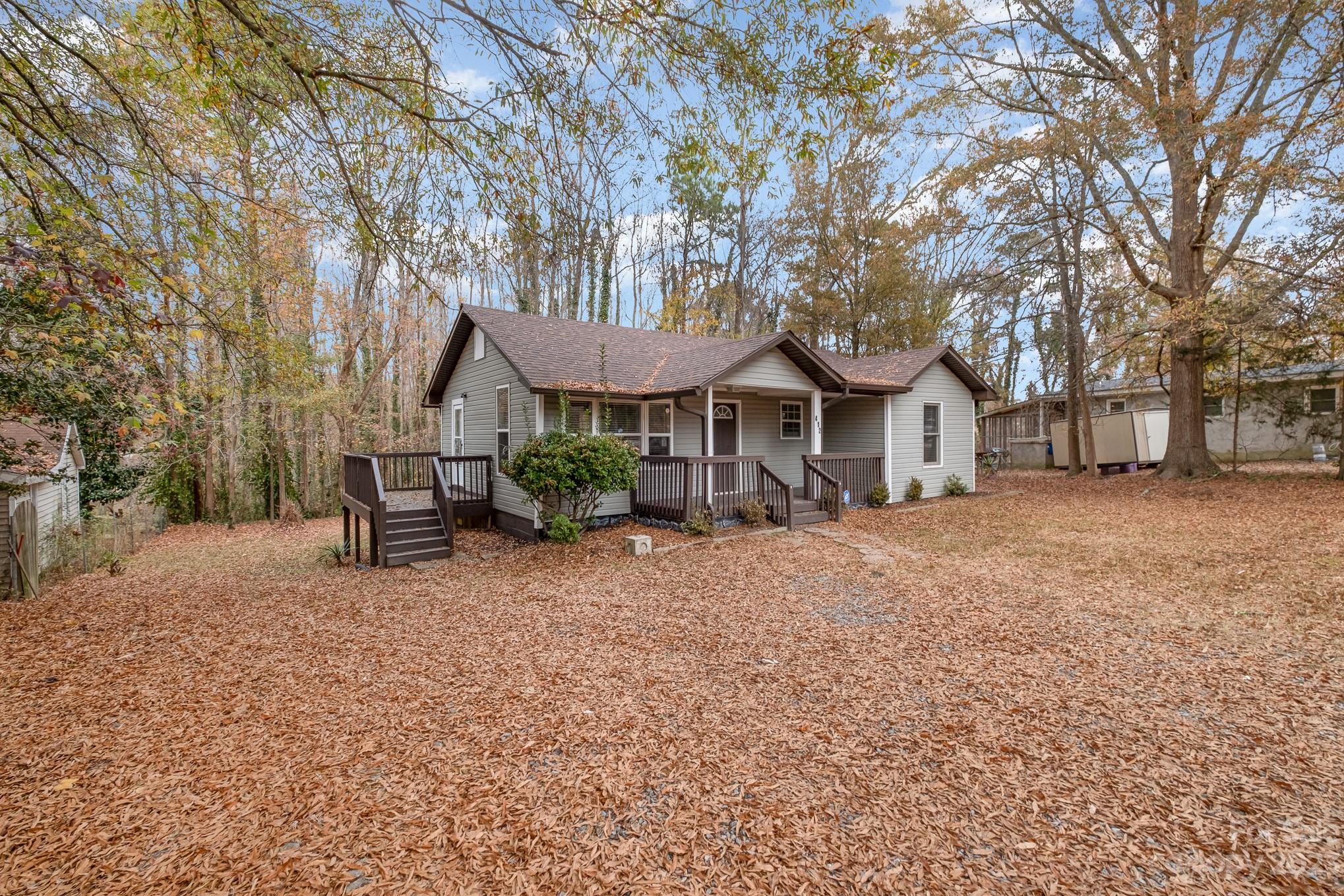 412 Queens Road Gastonia, NC 28052 - Photo 3 of 29 Gallery Image 3