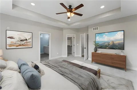 $419,900 | 810 West Shawhan Parkway, Lee's Summit, MO 64086