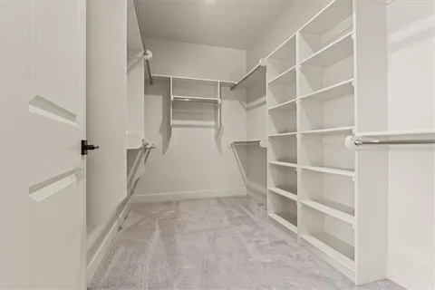 $419,900 | 810 West Shawhan Parkway, Lee's Summit, MO 64086