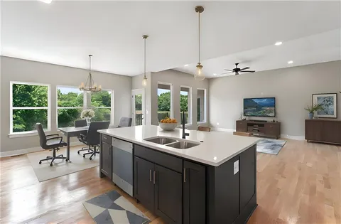 $419,900 | 810 West Shawhan Parkway, Lee's Summit, MO 64086