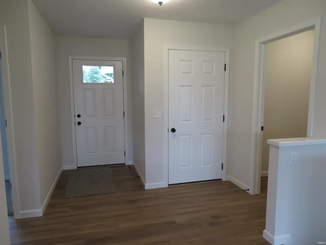 $304,000 | 18473 Falcons Lair Court, New Paris, IN 46553