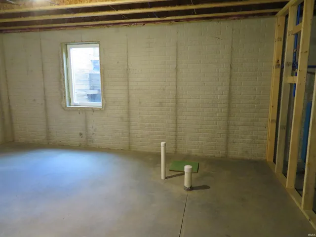 $304,000 | 18473 Falcons Lair Court, New Paris, IN 46553