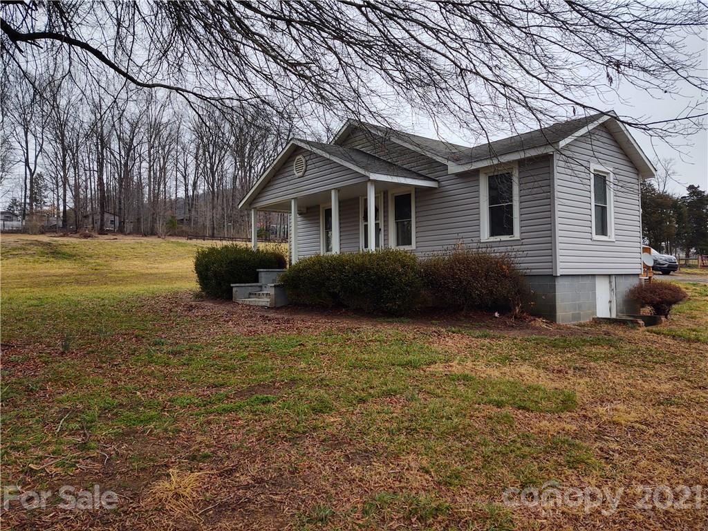 1756 Black Oak Ridge Road Taylorsville, NC 28681 - Photo 12 of 19 Gallery Image 12