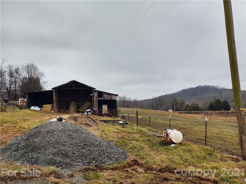 1756 Black Oak Ridge Road Taylorsville, NC 28681 - Photo 16 of 19 Gallery Image 16