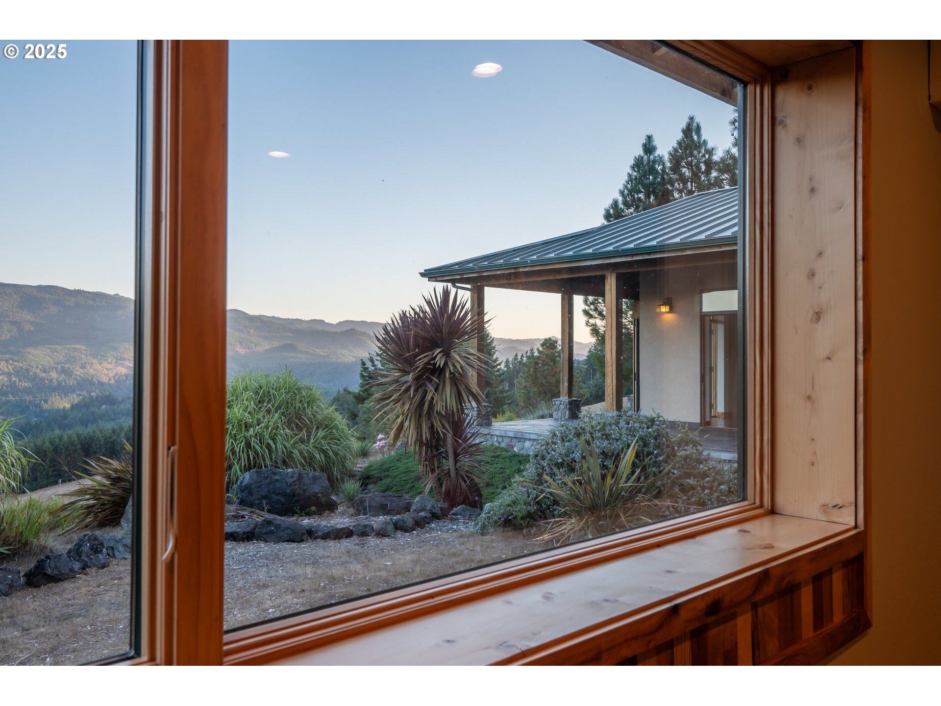 32855 Miller Ranch Road Gold Beach, OR 97444 - Photo 27 of 47 a view of a room that has a window