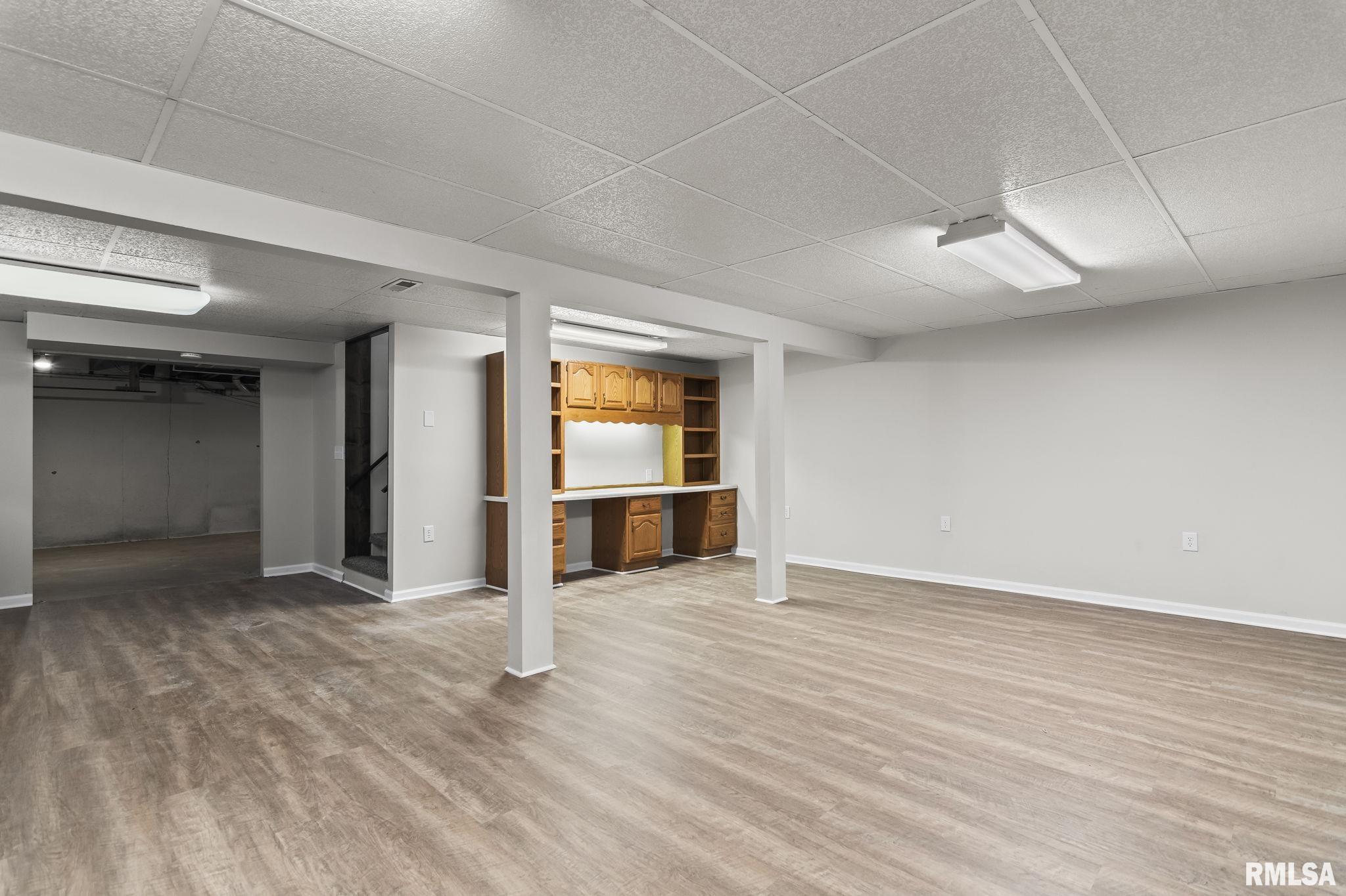 2545 Winfield Drive Springfield, IL 62704 - Photo 33 of 41 Gallery Image 33