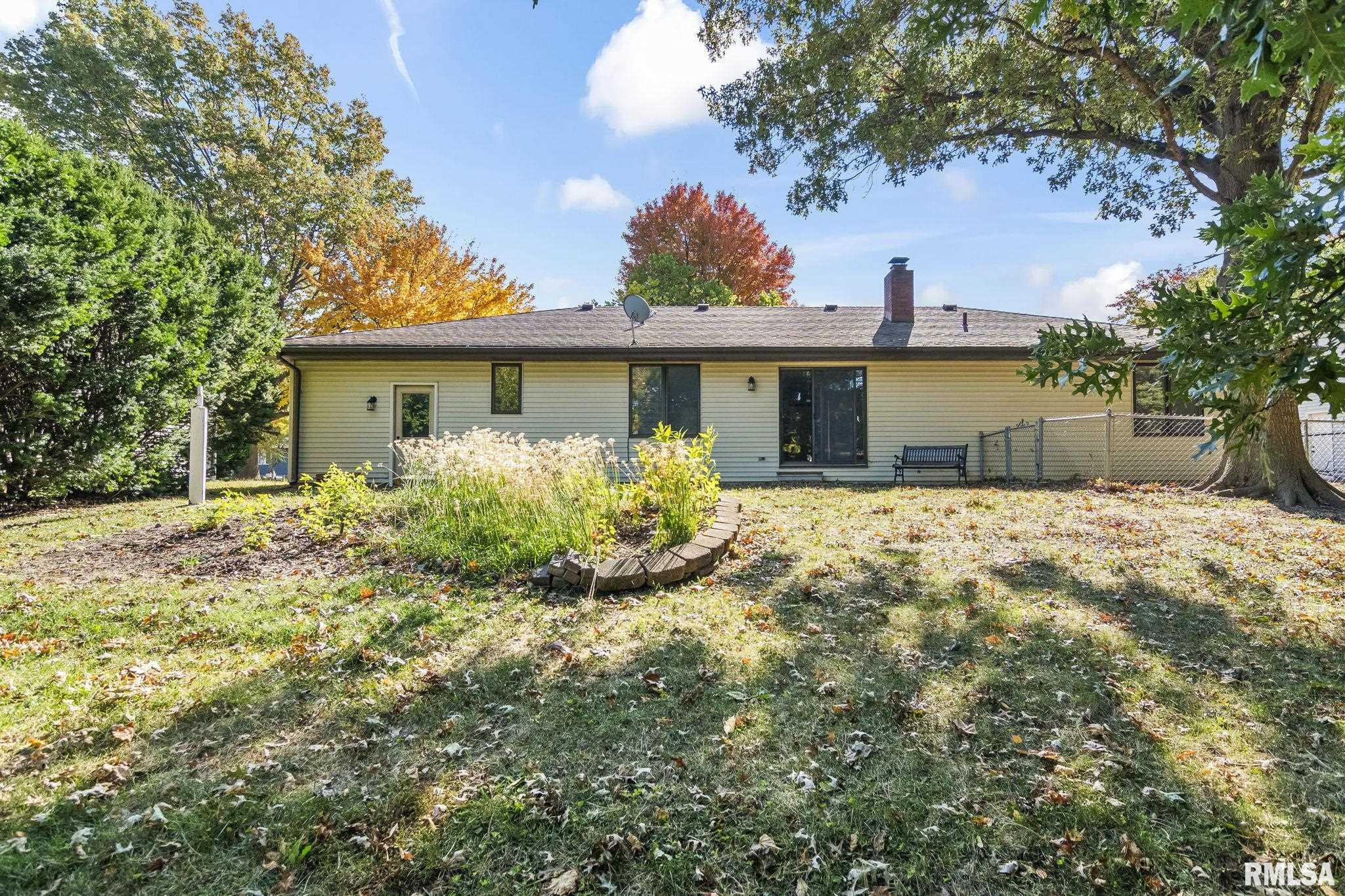 2545 Winfield Drive Springfield, IL 62704 - Photo 35 of 41 Gallery Image 35