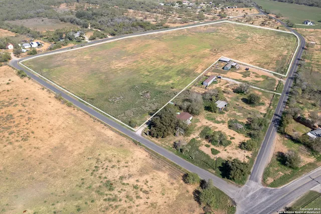 $99,000 | 19825 Benton City Road, Von Ormy, TX 78073