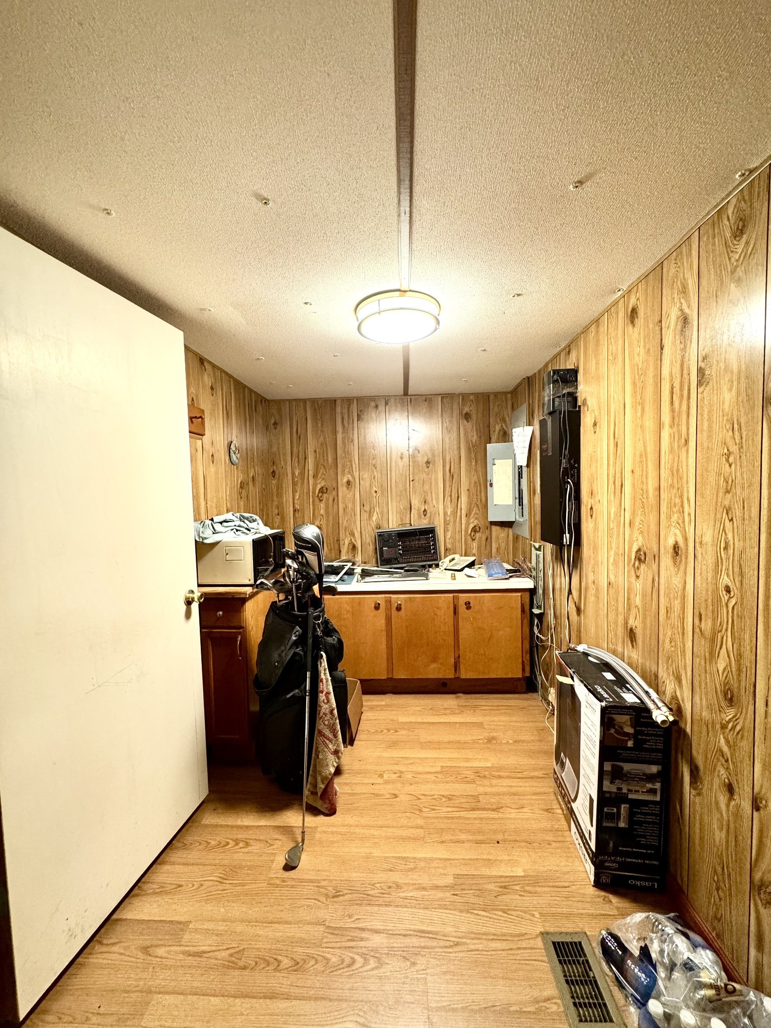 191 Forks Of The River Road Waverly, TN 37185 - Photo 45 of 59 a very nice looking kitchen with a large window