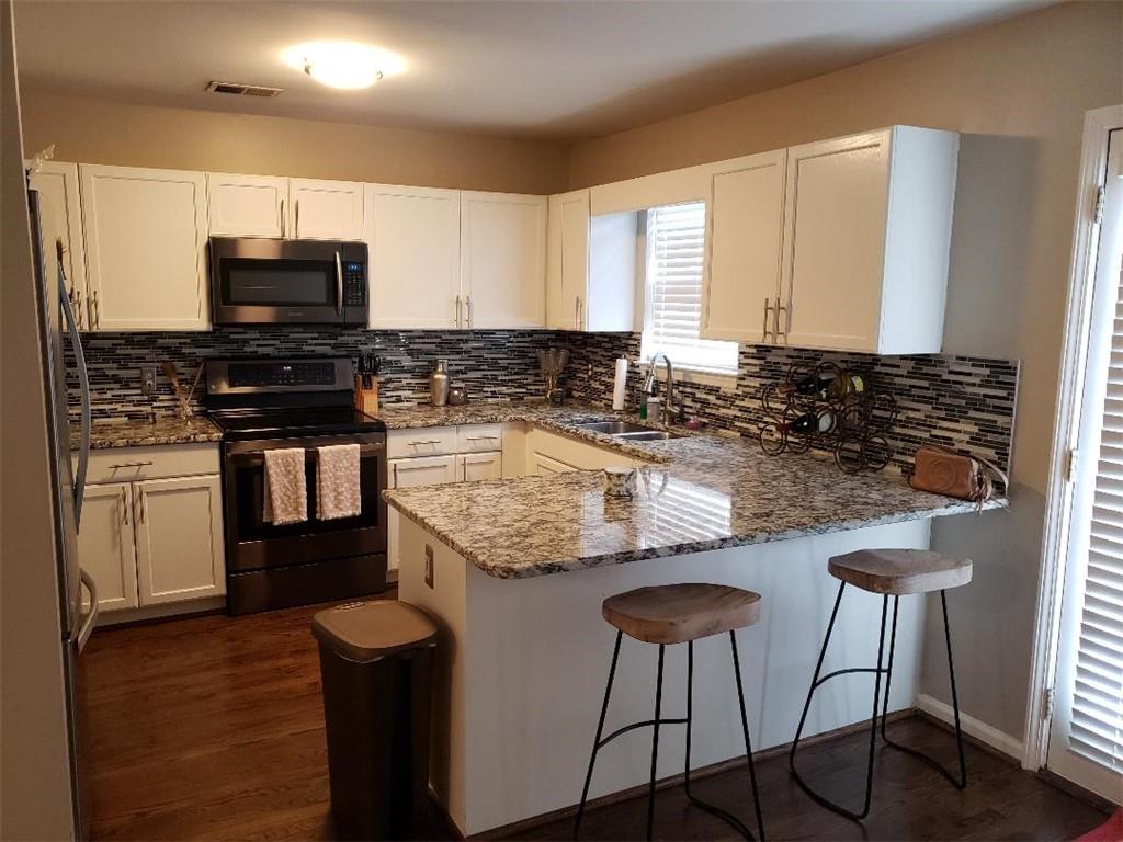 3192 Osborne Road Northeast Brookhaven, GA 30319 - Photo 4 of 37