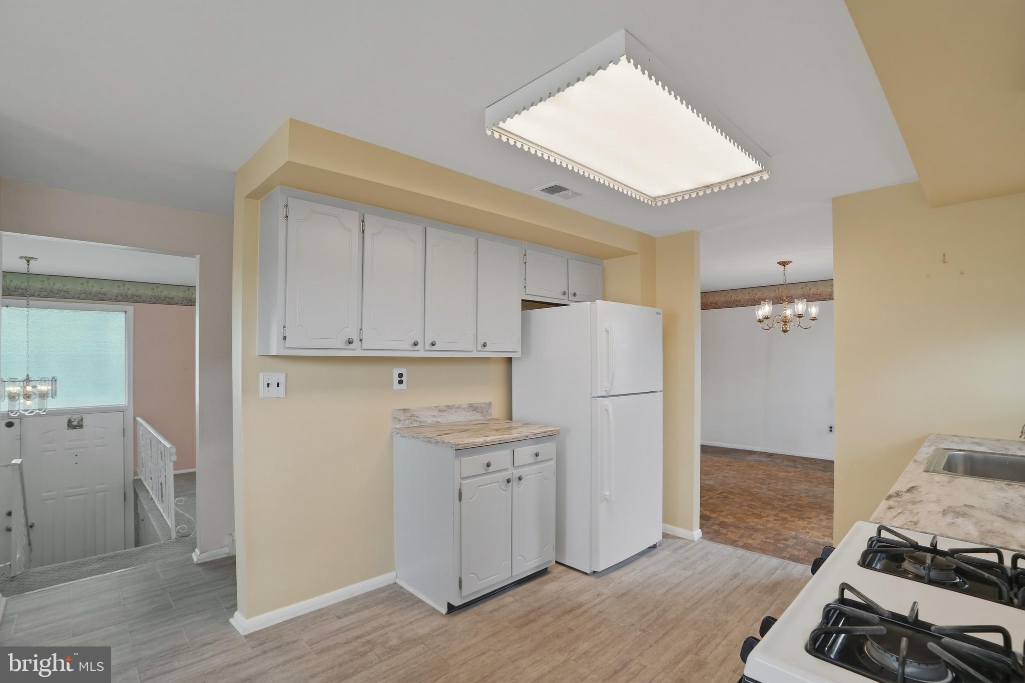 10113 Galahad Road Philadelphia, PA 19116 - Photo 18 of 41