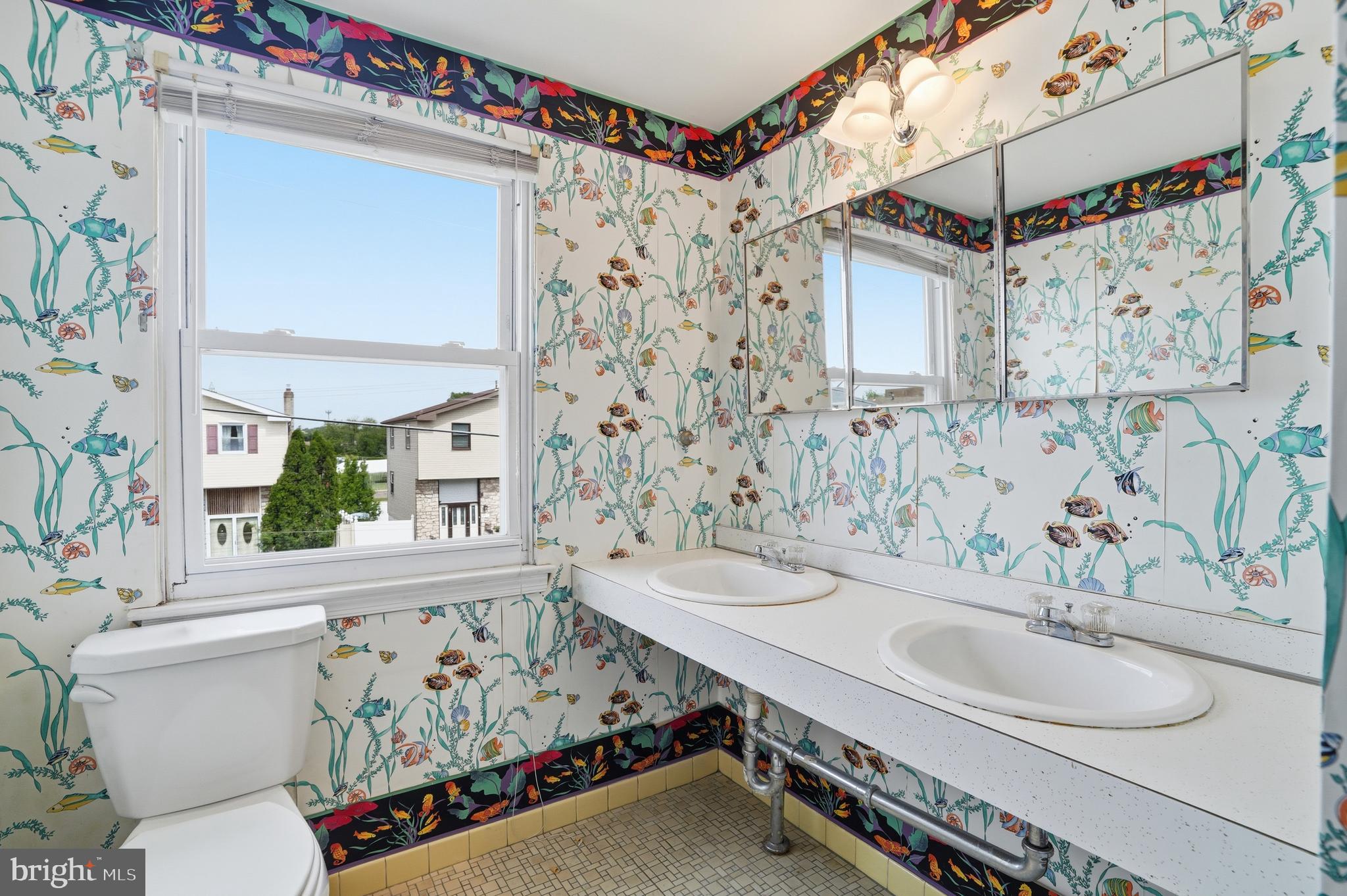 10113 Galahad Road Philadelphia, PA 19116 - Photo 28 of 41