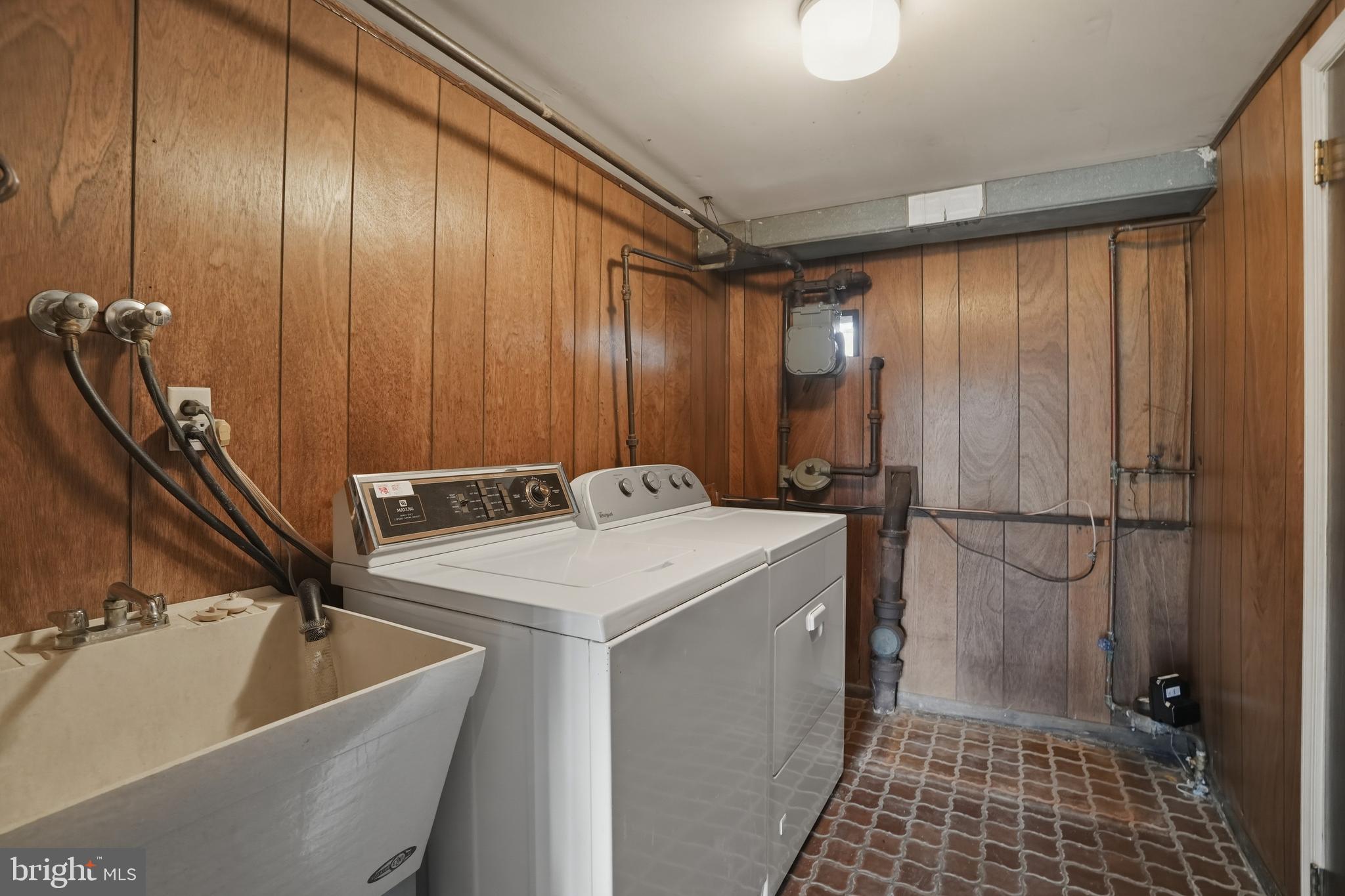 10113 Galahad Road Philadelphia, PA 19116 - Photo 37 of 41
