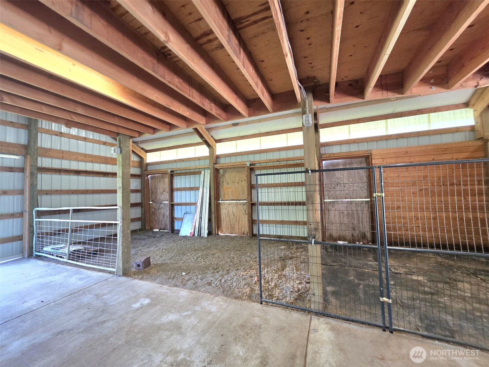 11916 Fillman Road Southeast Rainier, WA 98576 - Photo 27 of 33