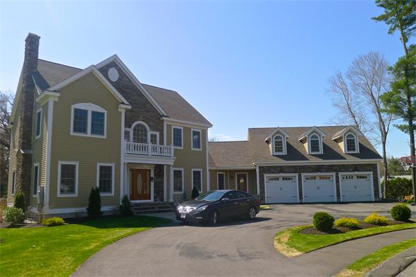 10 Bishops Lane Lynnfield, MA 01940 - Photo 2 of 30