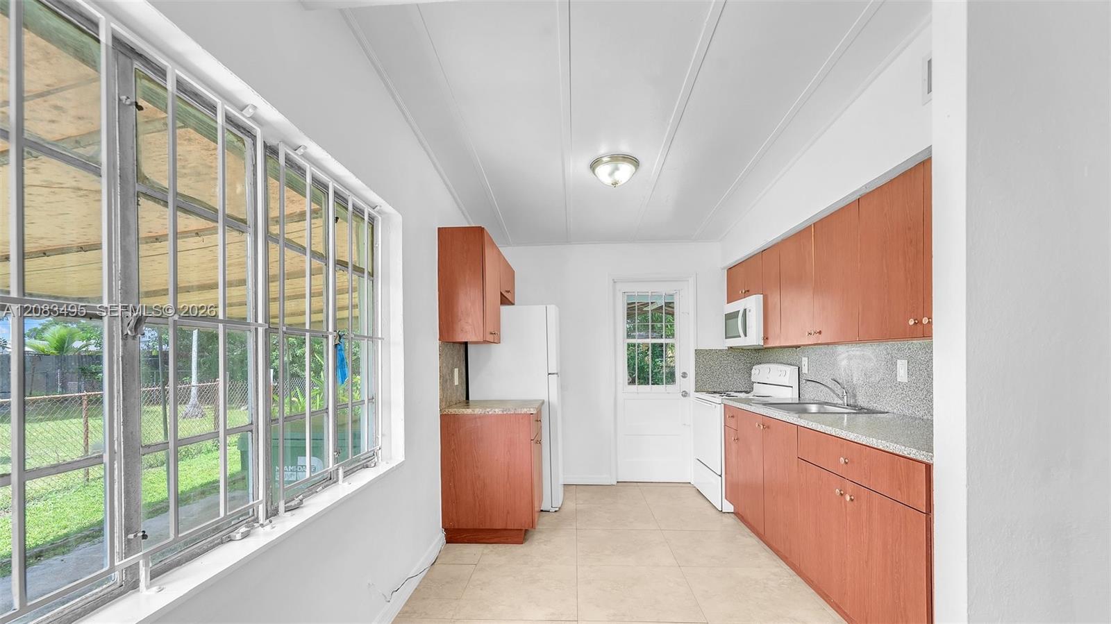 2341 Rutland Street Opa-Locka, FL 33054 - Photo 18 of 25 Gallery Image 18