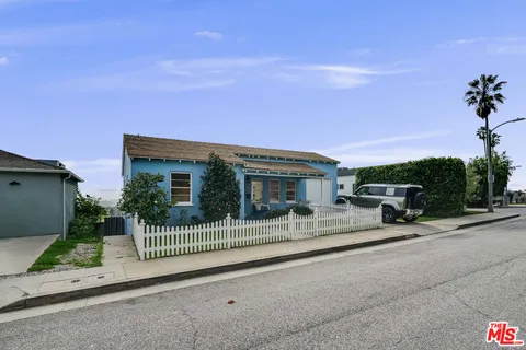 $1,999,999 | 1770 Bryn Mawr Avenue, Santa Monica, CA 90405