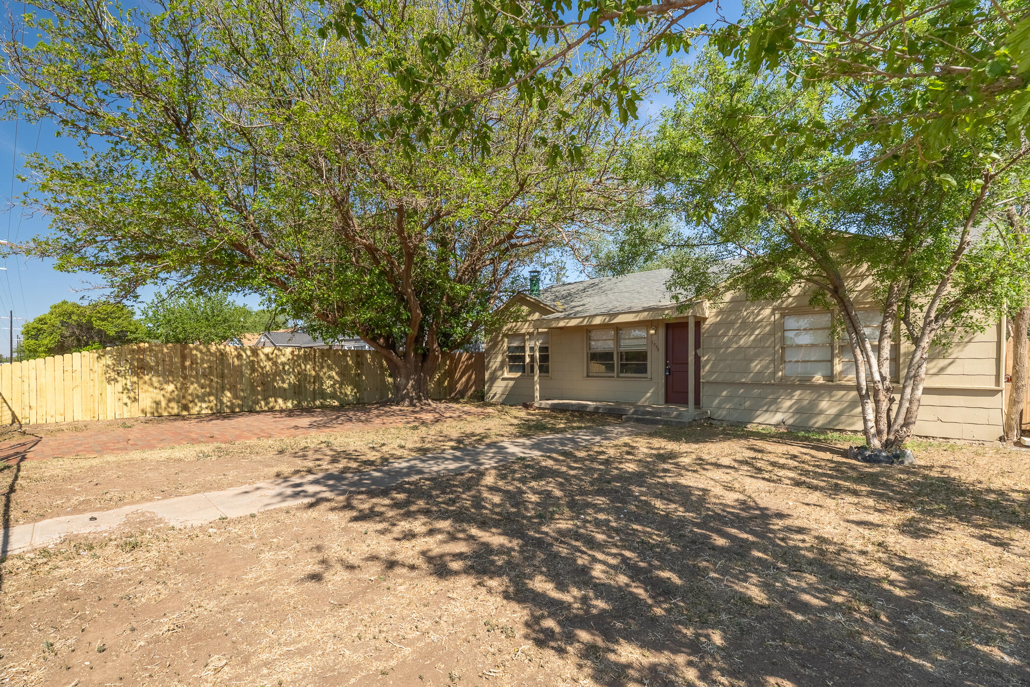 1304 42nd Street Lubbock, TX 79412 - Photo 2 of 17 DSC00047-HDR