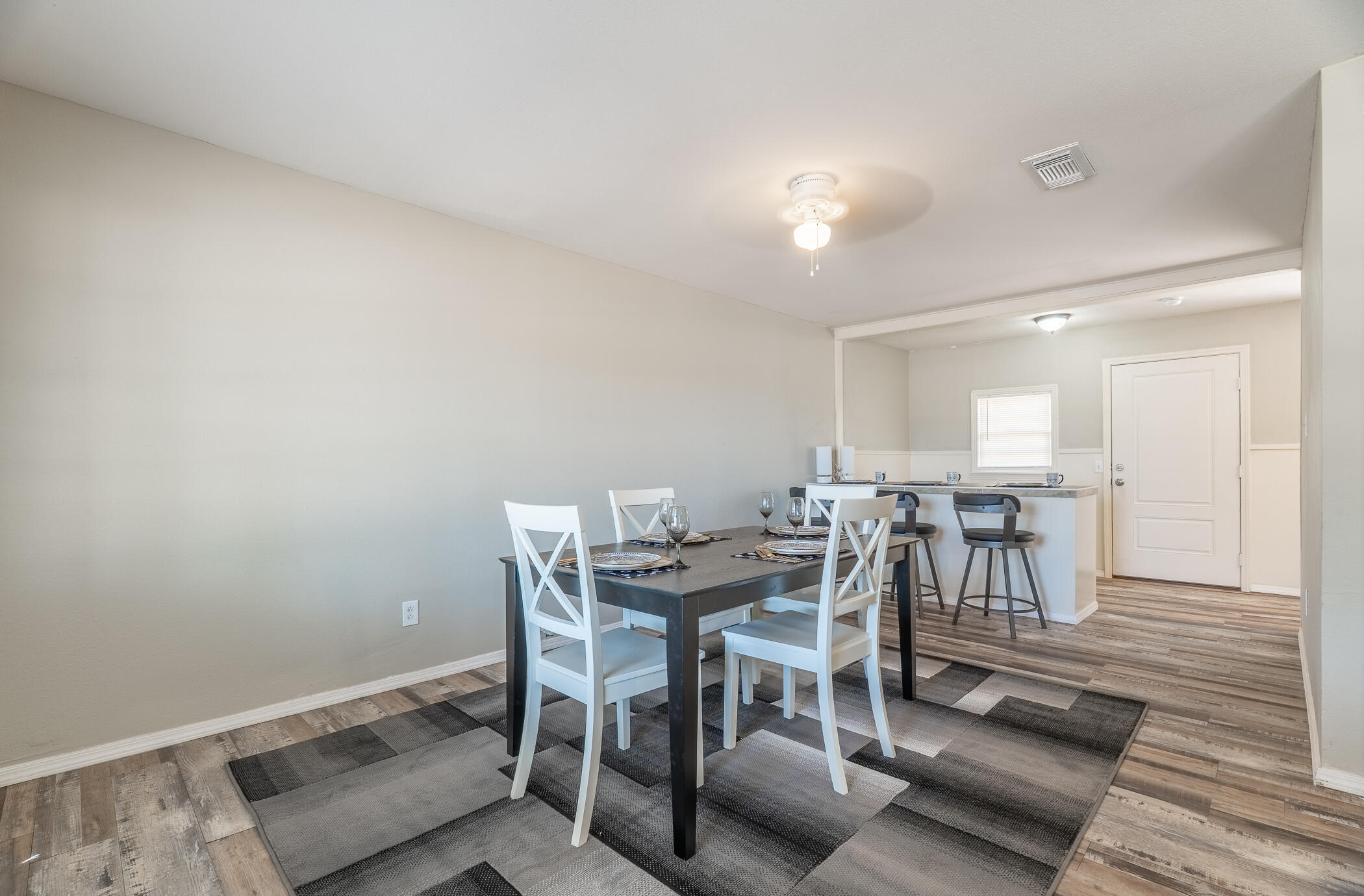 1304 42nd Street Lubbock, TX 79412 - Photo 6 of 17 Paul & Blanca-4