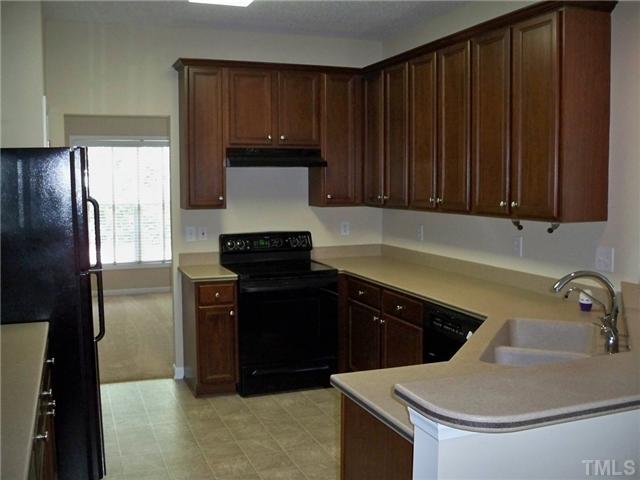 5501 Chatt Court Raleigh, NC 27616 - Photo 5 of 10 Gallery Image 5