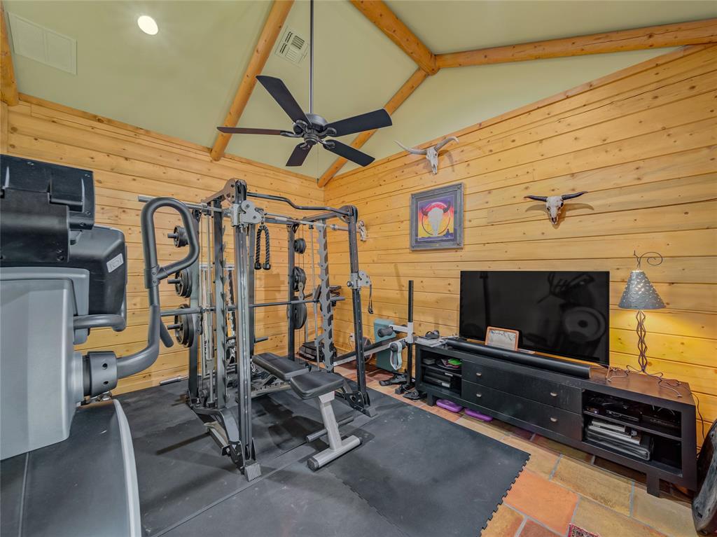 2197 Netherly Lane Forestburg, TX 76239 - Photo 25 of 40 a view of a room with gym equipment