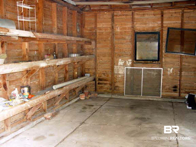 34205 West Barclay Avenue Lillian, AL 36549 - Photo 34 of 46 Left garage bay