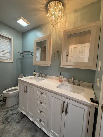 $2,500 | 5140 West 87th Street, Unit 1, Burbank, IL 60459