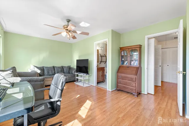 a view of a livingroom with furniture